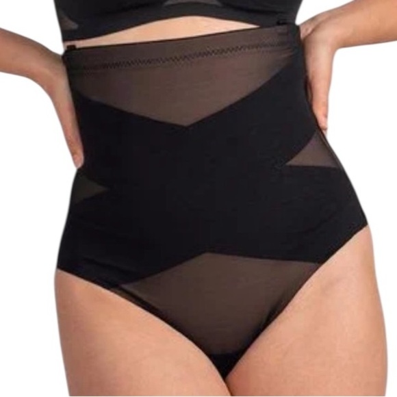 NEW! HONEYLOVE superpowers black thong brief - Picture 1 of 9